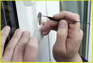  Sarasota Advantage Locksmith Sarasota, FL 941-467-3134